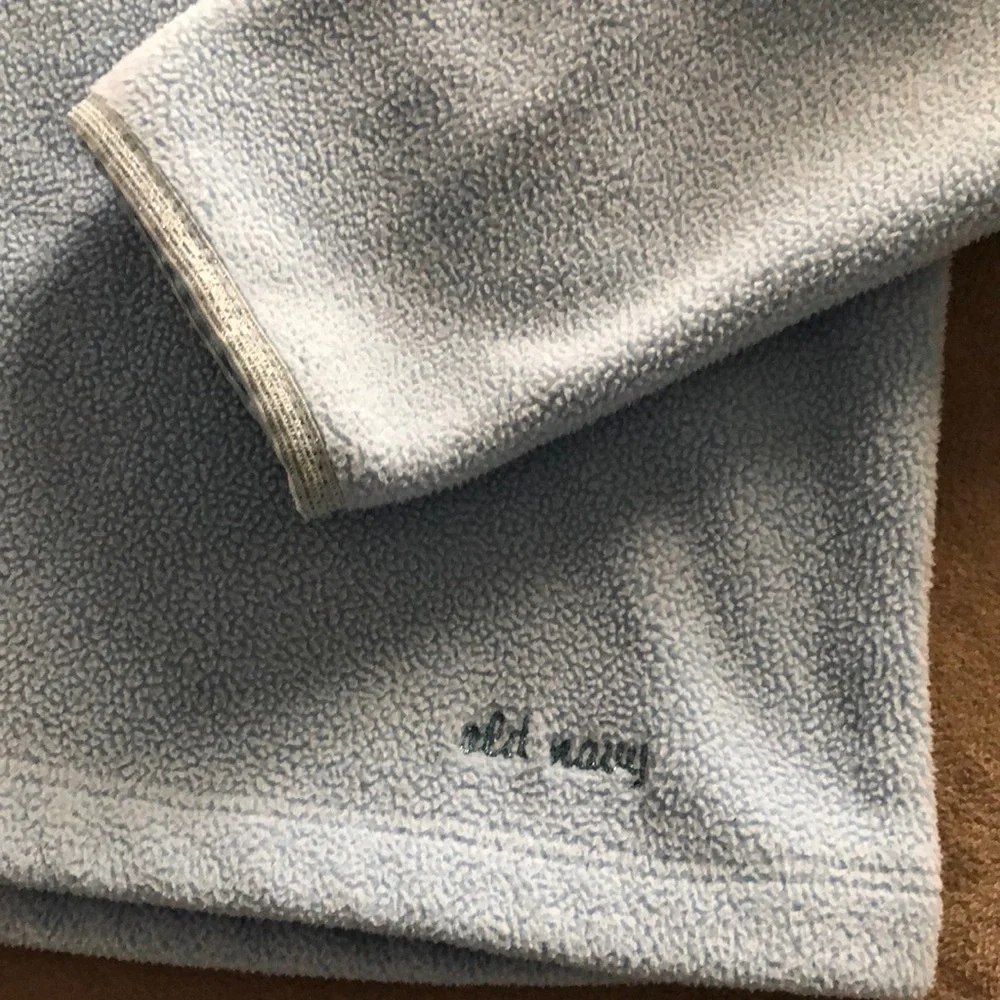 Old Navy Fleece Girls Size 10 Light‎ Blue V Neck